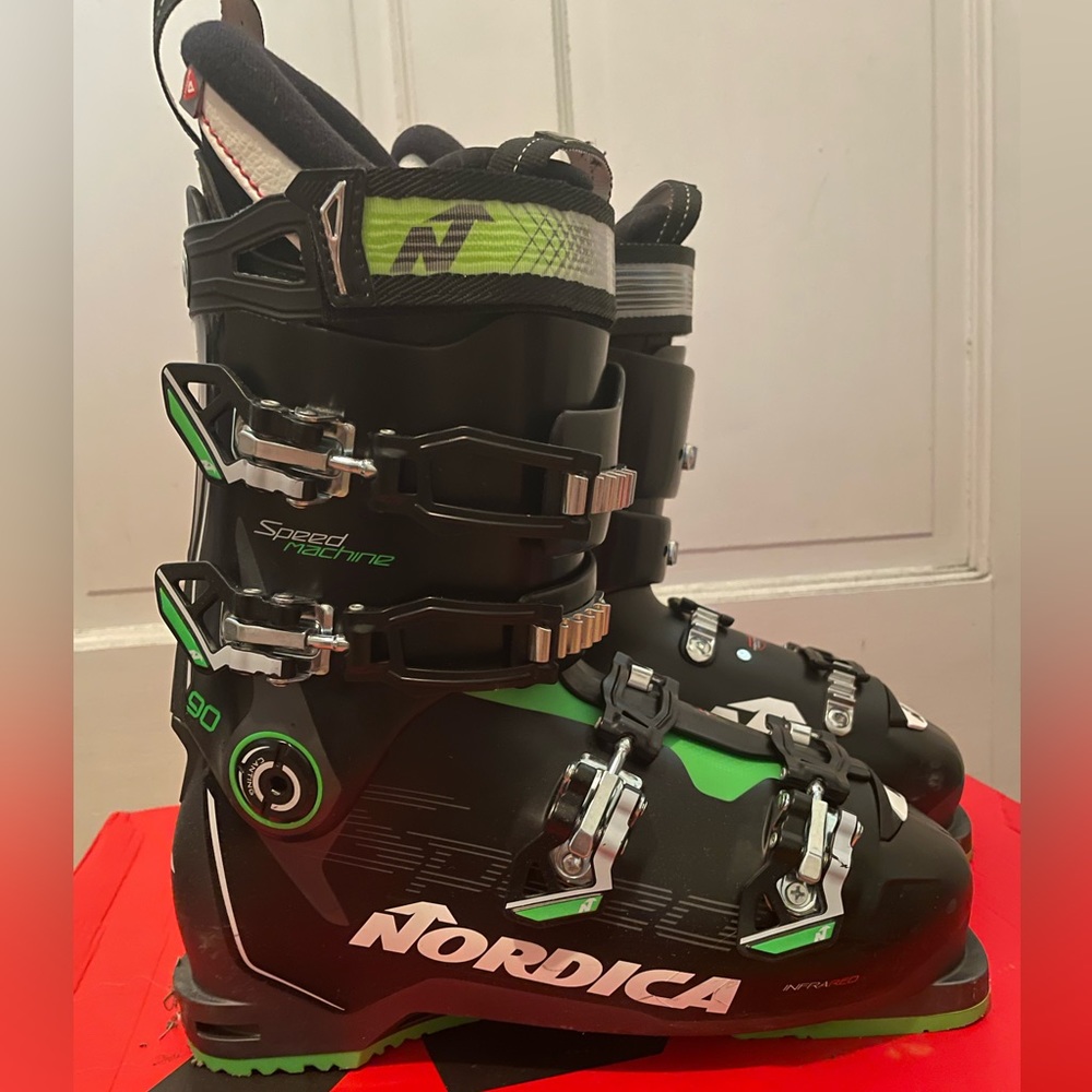 Nordica Speedmachine